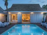 2 Bedrooms Villa