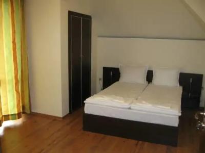 Guesthouse Opal - 2