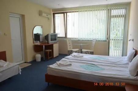 Guesthouse Opal - 8