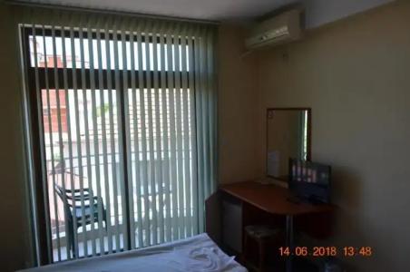 Guesthouse Opal - 12