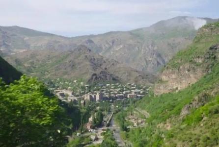 Parisis B&B in Alaverdi - 11