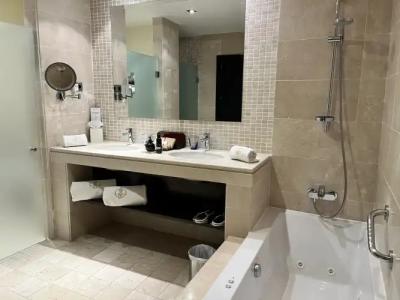 Las Dunas Health & Spa - 9