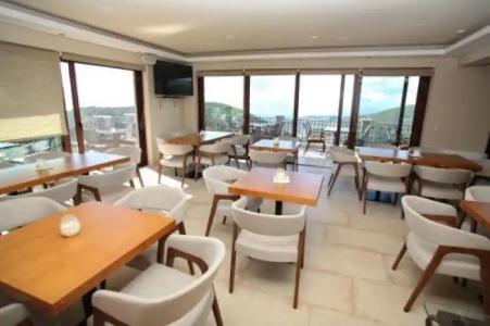 Treanto Nafpaktos Boutique - 16