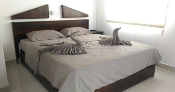 So What Boutique - 4