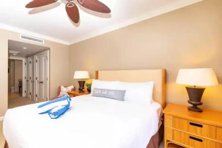 Outrigger Honua Kai Resort & Spa - 1