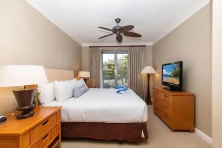 Outrigger Honua Kai Resort & Spa - 3