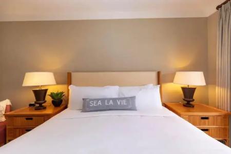 Outrigger Honua Kai Resort & Spa - 2