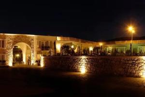 Cesme Marina Konukevi, Cesme