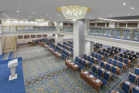 Doubletree by Hilton - 16