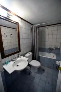 Olive Press & Apartments - 7