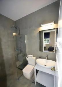 Olive Press & Apartments - 5