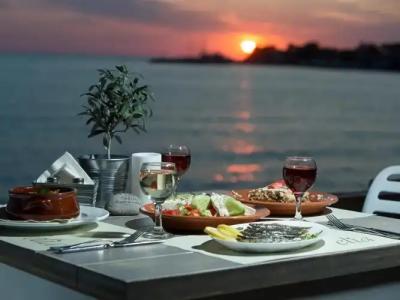 Olive Press & Apartments - 8