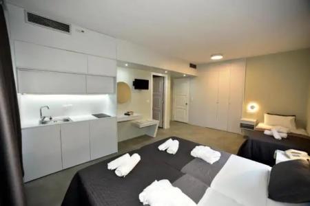 Olive Press & Apartments - 39