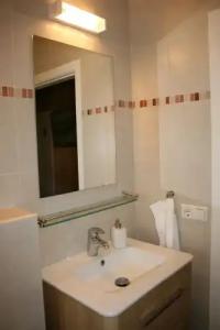 Rjupa Guesthouse - 27