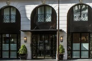 Le Tsuba Hotel, Paris