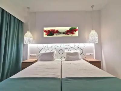 Artemis Studios - 17