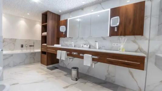 Trofana Royal 5-Sterne Superior Resort - 96