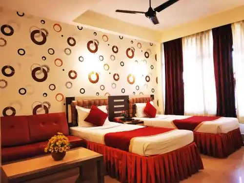 Executive Tower - 77