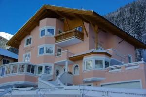 Hotel Garni Corinna, Ischgl