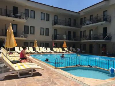 Poppy Apartments - 9