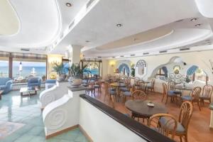 Hotel Terme Tritone Resort & Spa, Ischia Town