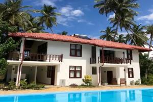 Green Parrot Beach Resort, Tangalle