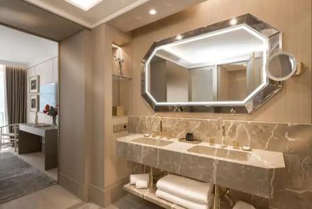 The One Barcelona GL - 17