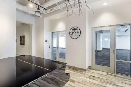 Lorenzo Dallas, Tapestry Collection by Hilton - 15