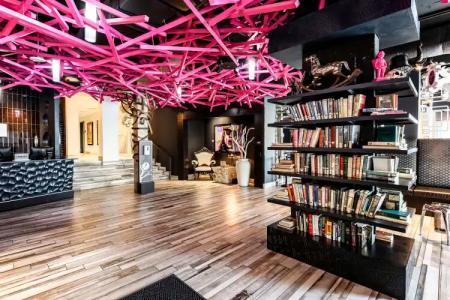 Lorenzo Dallas, Tapestry Collection by Hilton - 31