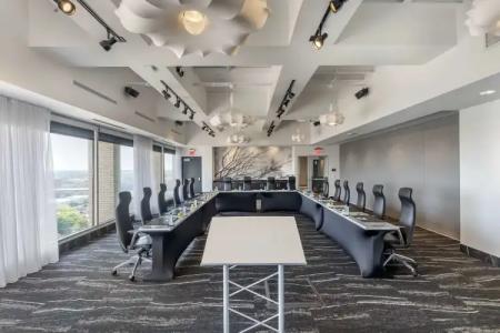 Lorenzo Dallas, Tapestry Collection by Hilton - 23