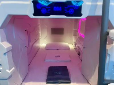 Galaxy inn Luxury hostel in center - 3