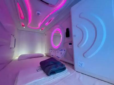 Galaxy inn Luxury hostel in center - 44