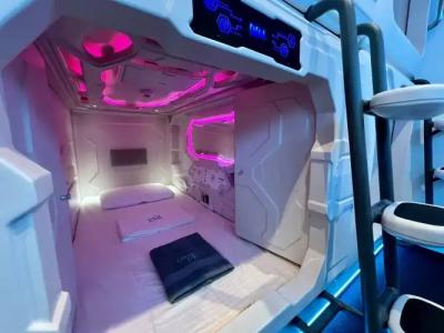 Galaxy inn Luxury hostel in center - 2