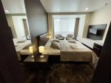 2 Rooms Suite