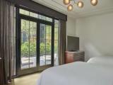 Quadruple room with courtyard view