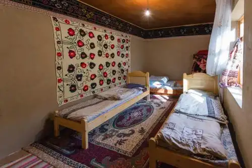 Yahshigul Guesthouse - 4
