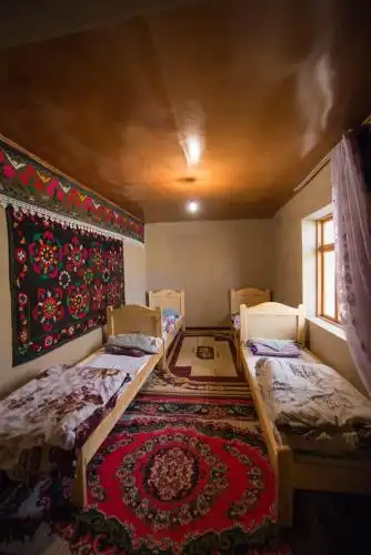 Yahshigul Guesthouse - 9