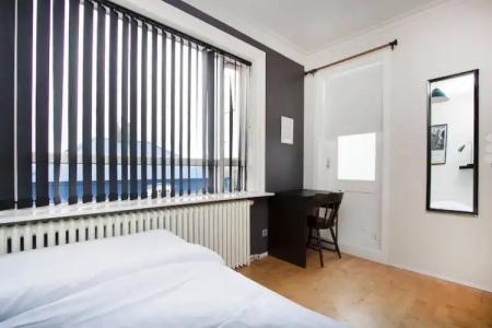 Esja Guesthouse - 11