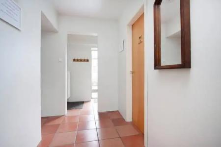 Esja Guesthouse - 10