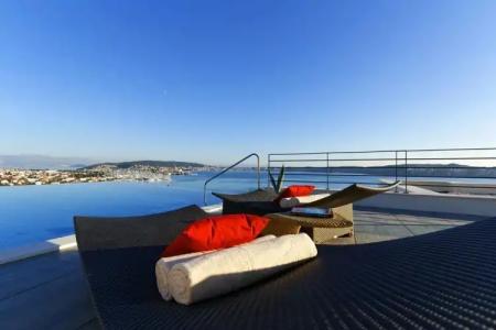 Ola - Adults Only - 18