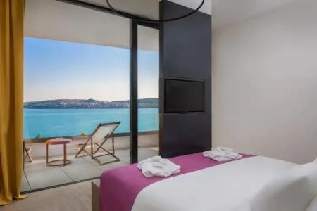 Ola - Adults Only - 4