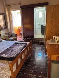 Christys Palace - 152