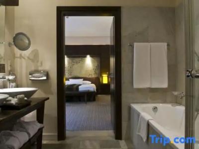 Mamaison le Regina Boutique - 114