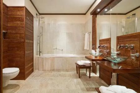 Mamaison le Regina Boutique - 147