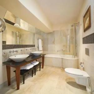 Mamaison le Regina Boutique - 151