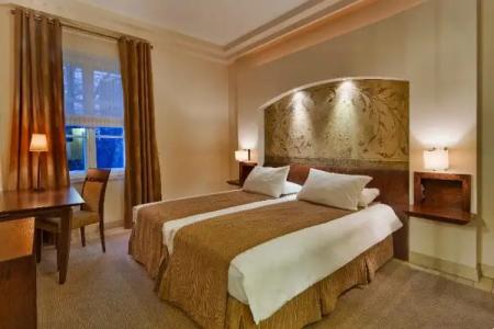 Mamaison le Regina Boutique - 143