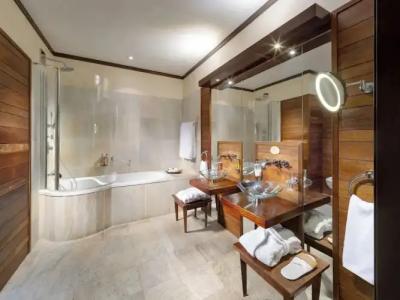 Mamaison le Regina Boutique - 128