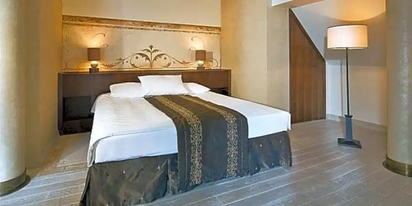 Mamaison le Regina Boutique - 70