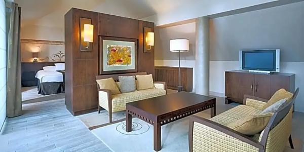 Mamaison le Regina Boutique - 72