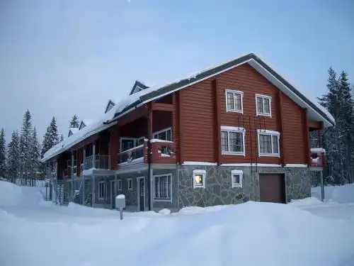 Levi Lodge - 38